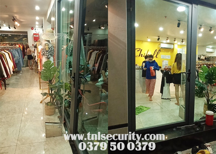 Tim-hieu-ve-viec-lap-dat-cong-tu-an-ninh-mica-cho-cua-hang-thoi-trang-tai-Go-Vap-TPHCM